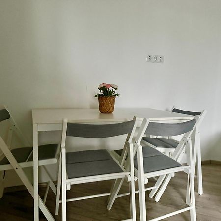 Stylish Schonbrunn Apartments - Free Underground Parking Wenen Buitenkant foto