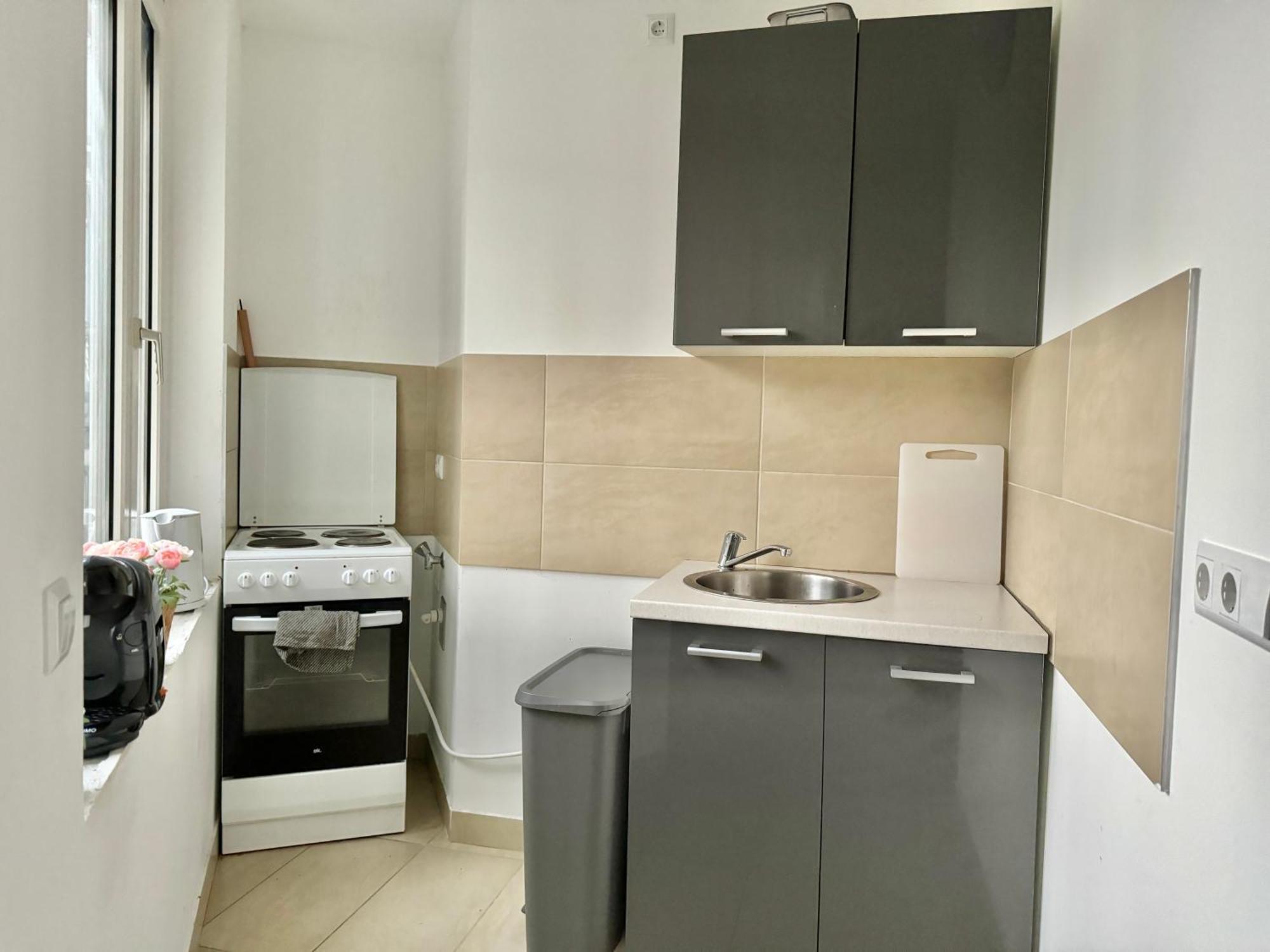 Stylish Schonbrunn Apartments - Free Underground Parking Wenen Buitenkant foto