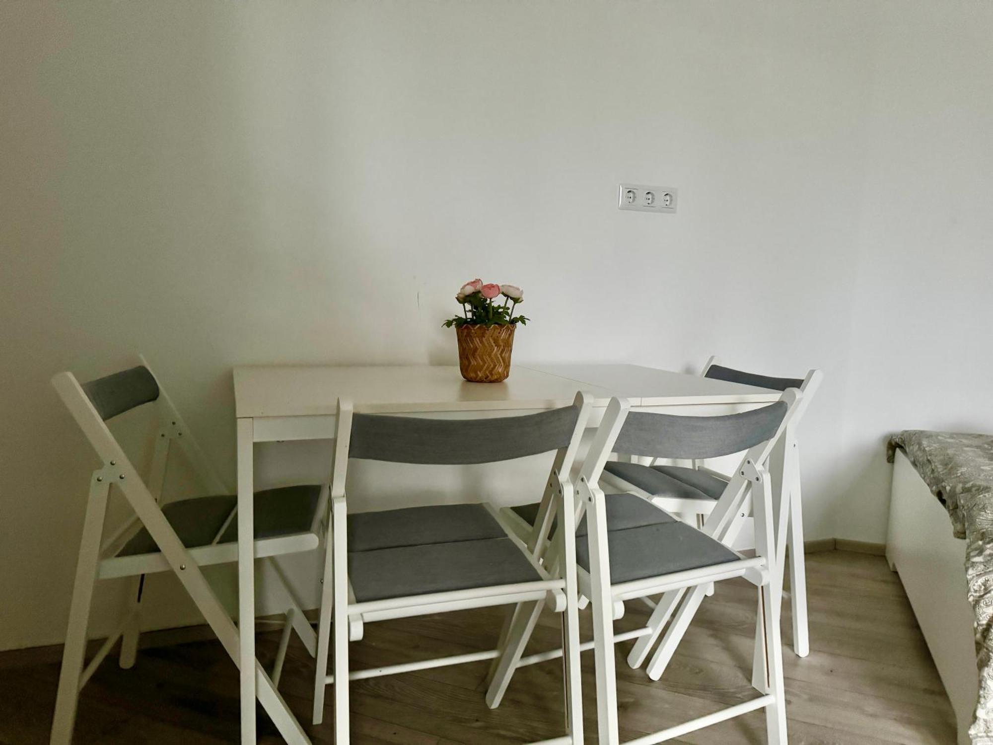 Stylish Schonbrunn Apartments - Free Underground Parking Wenen Buitenkant foto